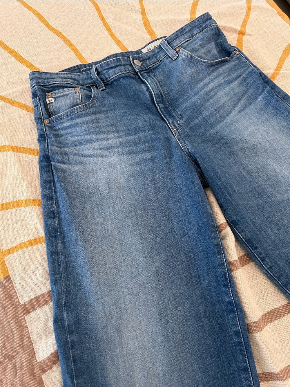 Ag Adriano Goldschmied Women’s Saige Wide Leg Crop Jeans, Size 31